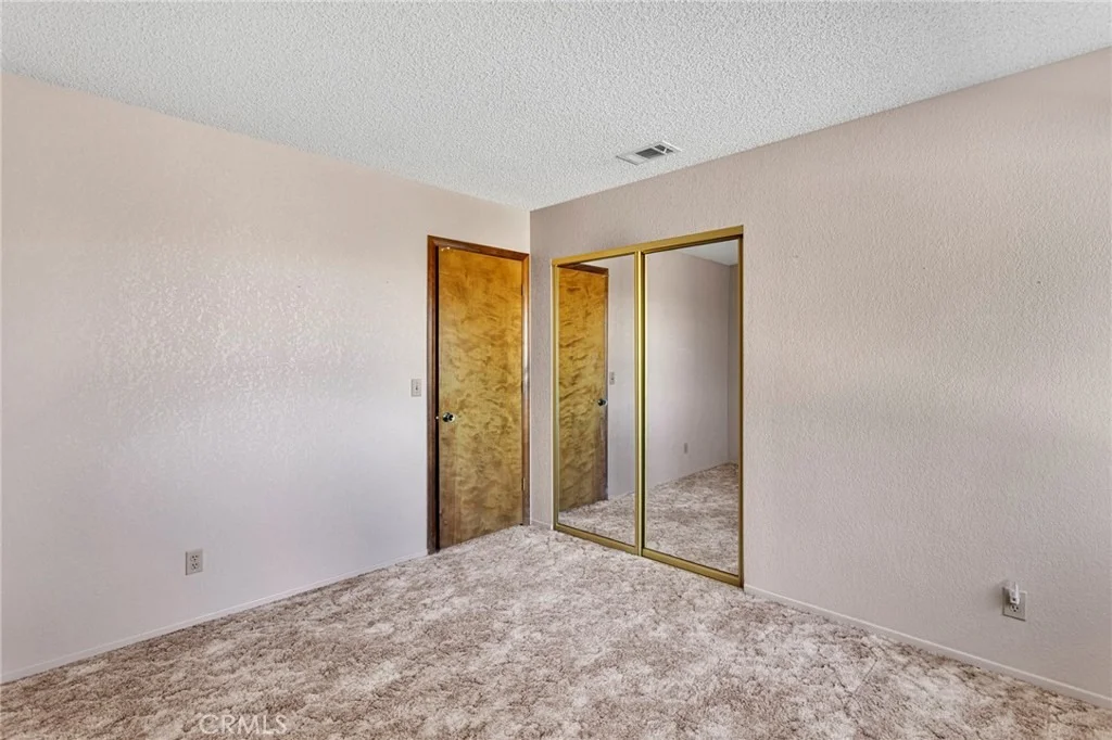 Photo of 16431 Joshua