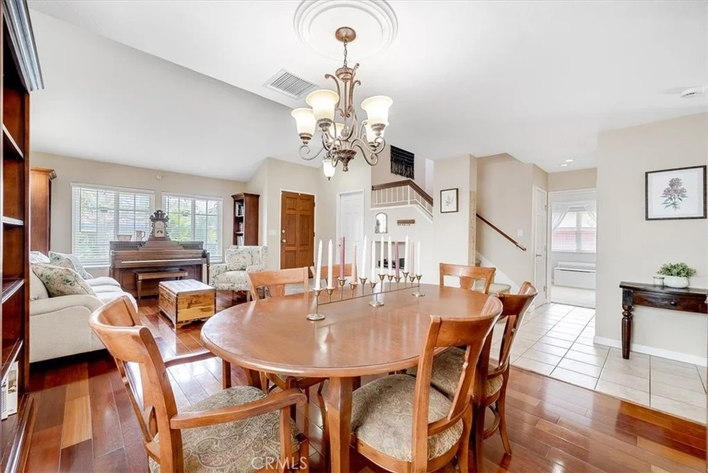 Photo of 9048 Meadowrun