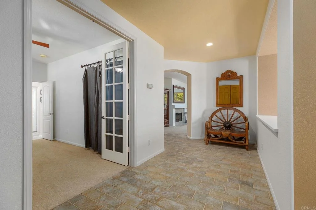 Photo of 2445 Southern Oak Road