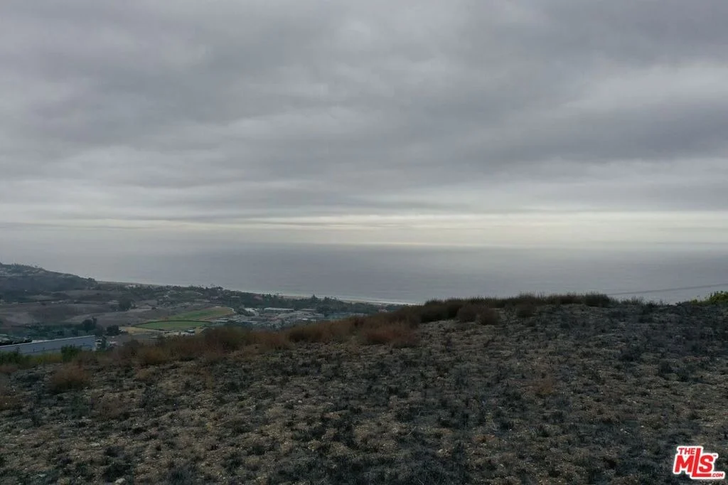 Photo of 30000 Zenith Point Road