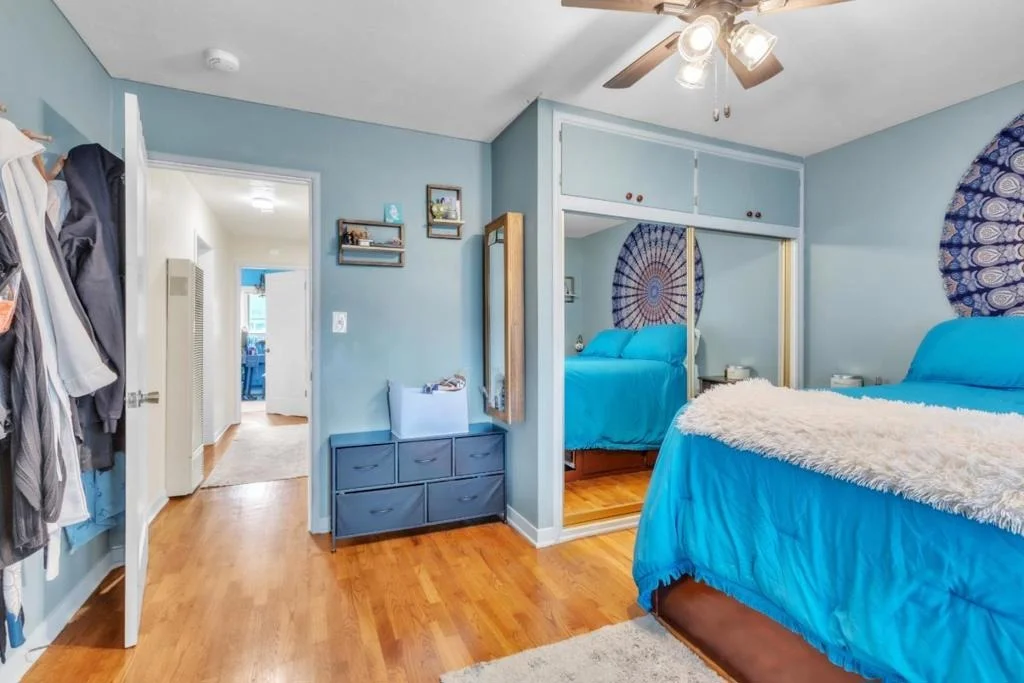 Photo of 906 Bautista Drive
