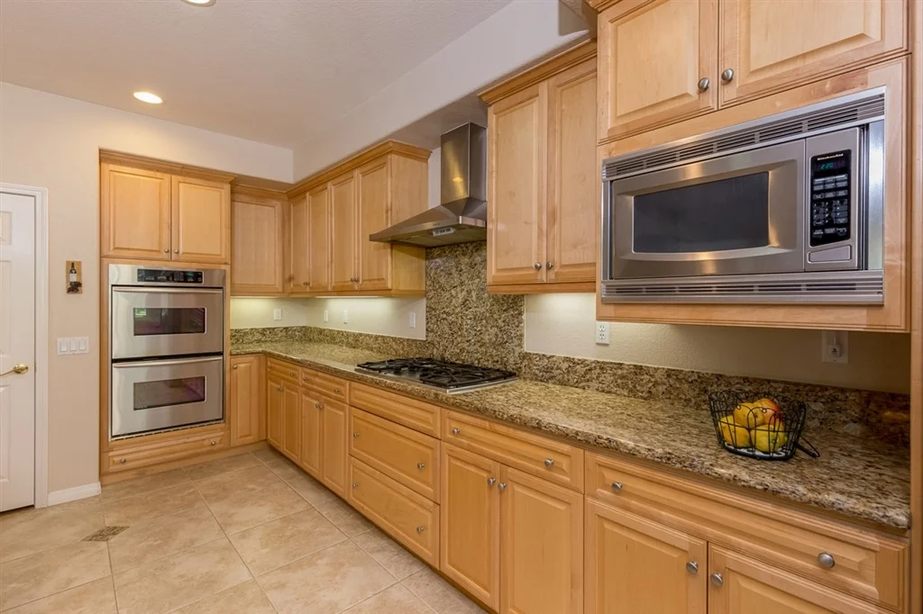 Photo of 941 Bellagio Road