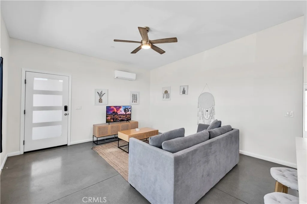 Photo of 7276 Encina Road