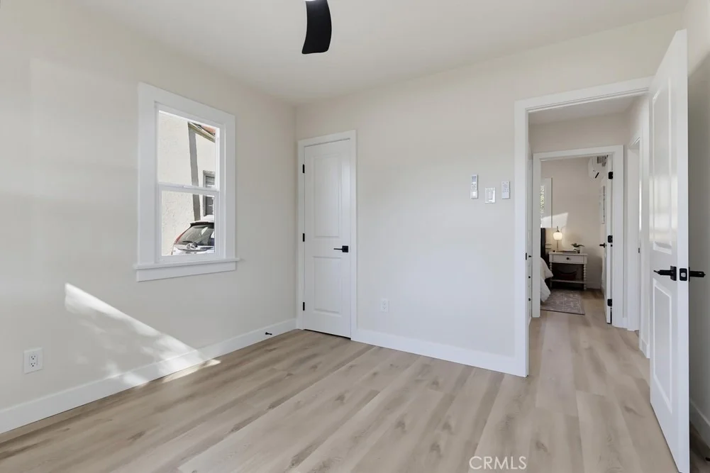 Photo of 5868 Myrtle