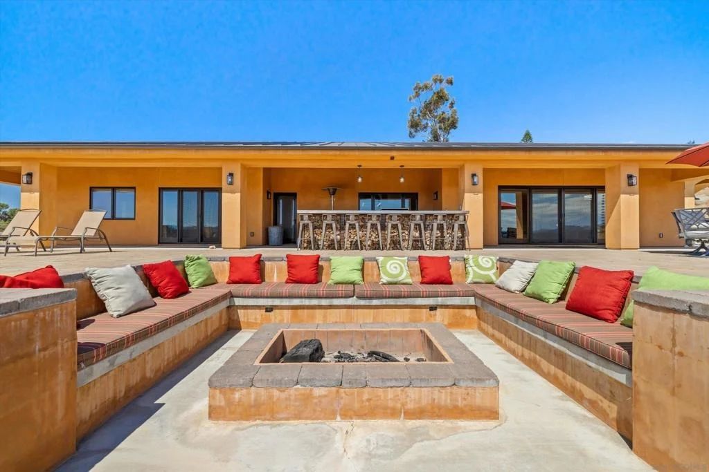 Photo of 3023 25 Via Viejas