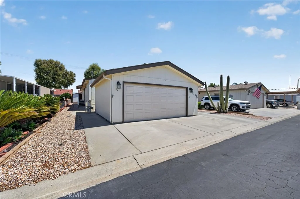 Photo of 1338 Bishop Drive