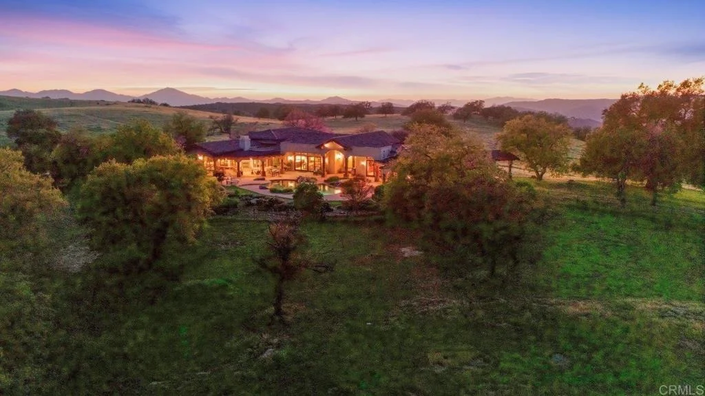 Photo of 20655 Sutherland Dam Road