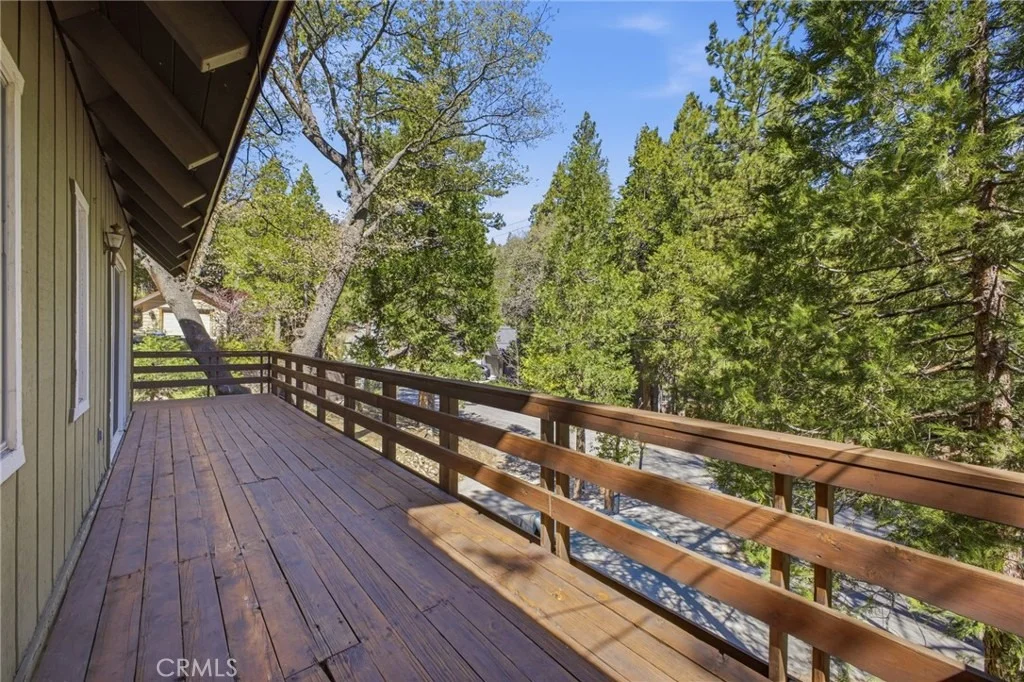Photo of 27352 Alpen Drive