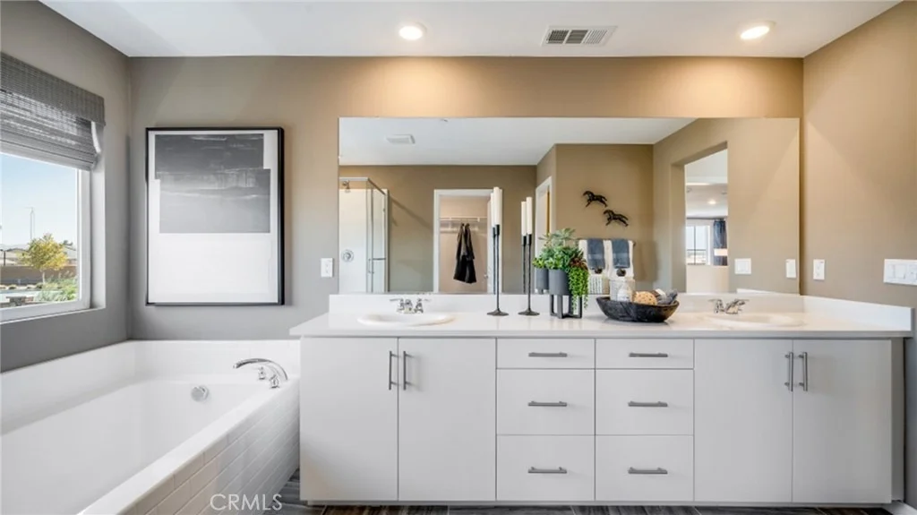 Photo of 297 Grand Sky Lane