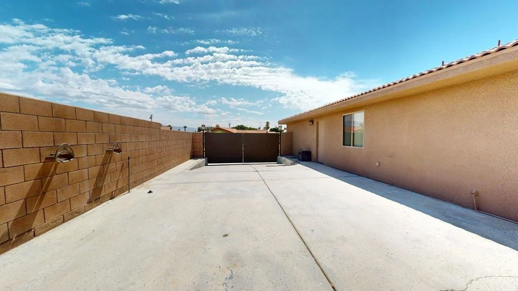 Photo of 41443 Balaclava Drive