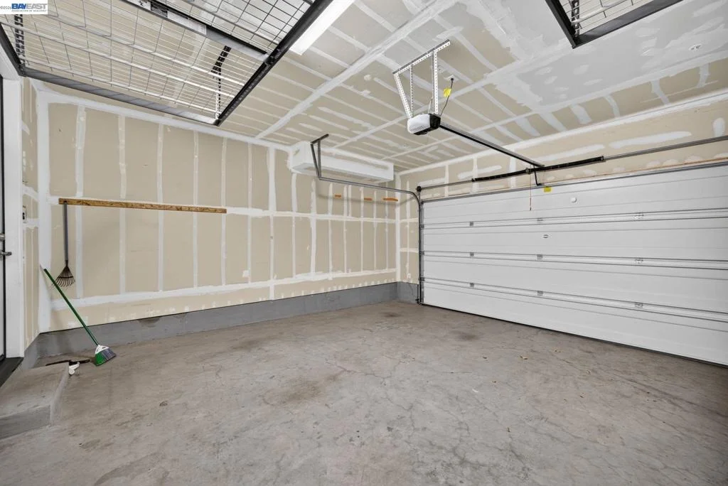 Photo of 304 Misty Cir