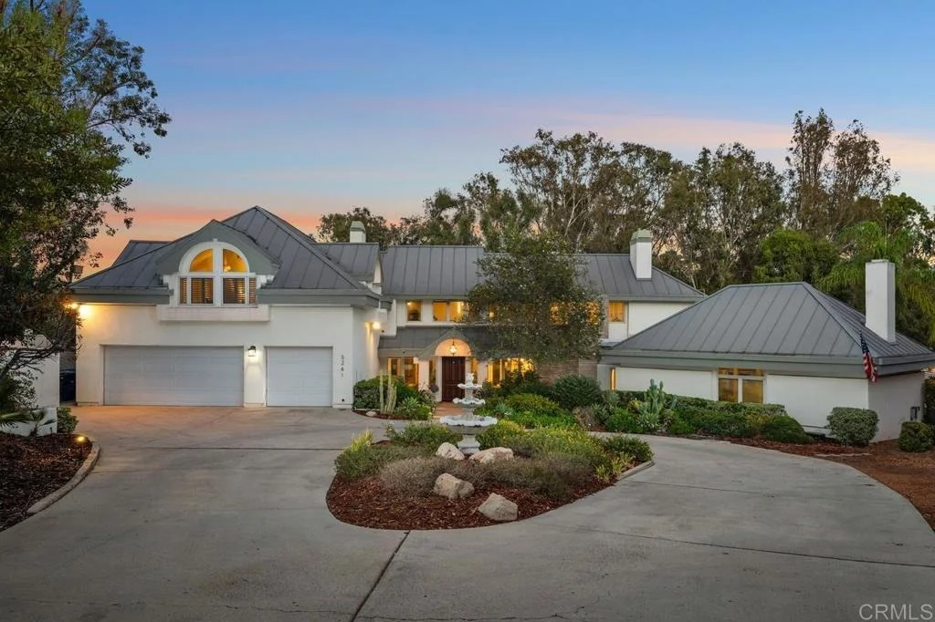 Photo of 5241 Alzeda Drive