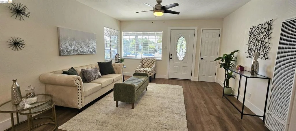 Photo of 89 Bruno Ave