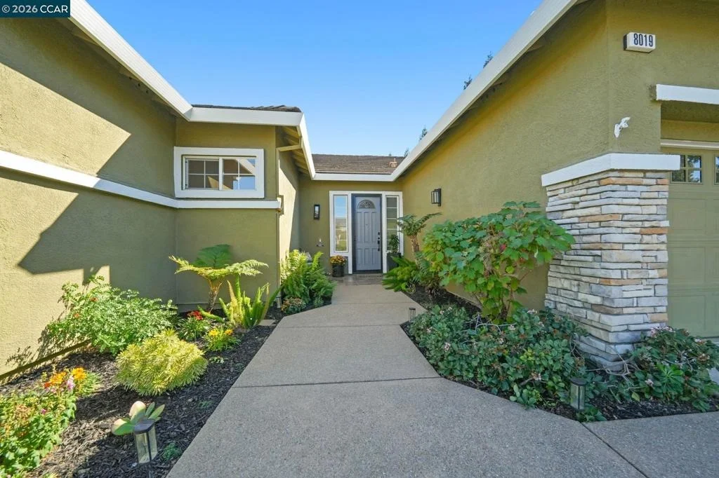 Photo of 8019 Kelok Way