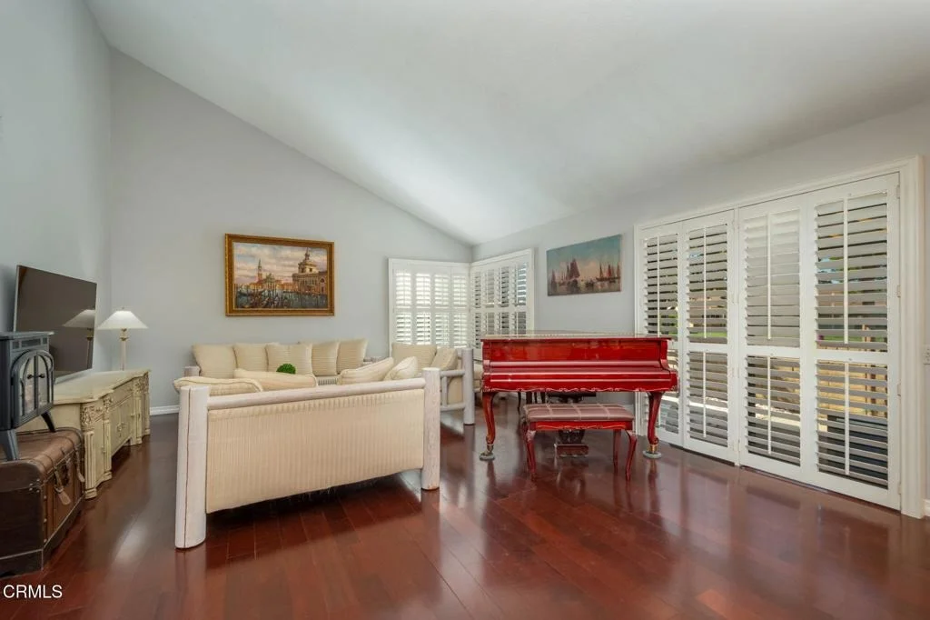 Photo of 34121 Village 34