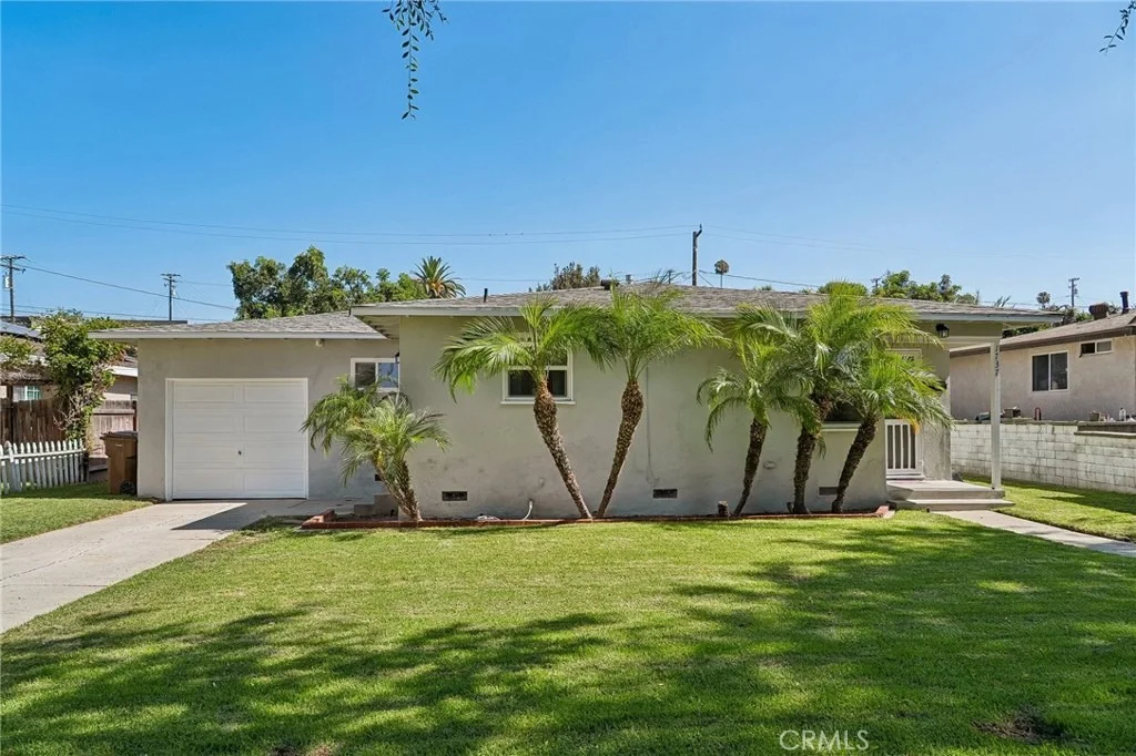 Photo of 1737 W Jacaranda