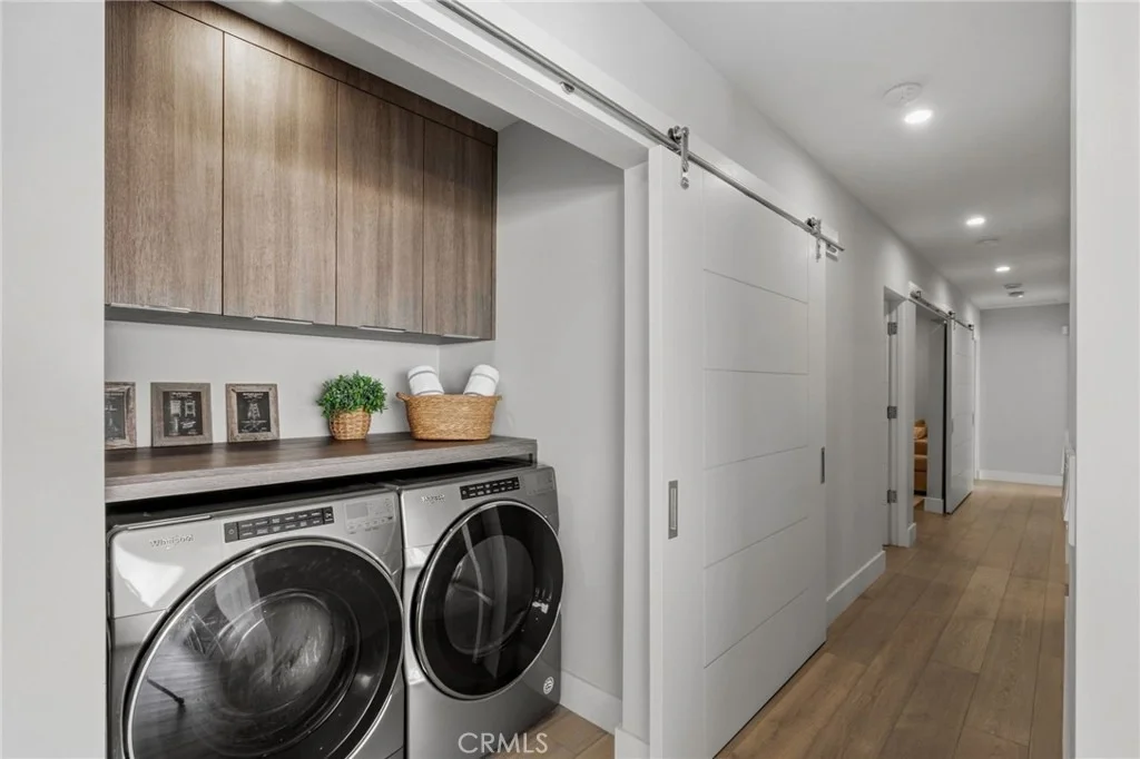 Photo of 2886 Crownview