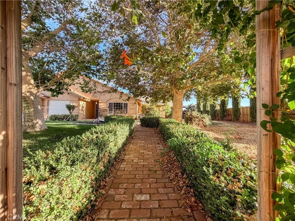 Photo of 10011 Solano