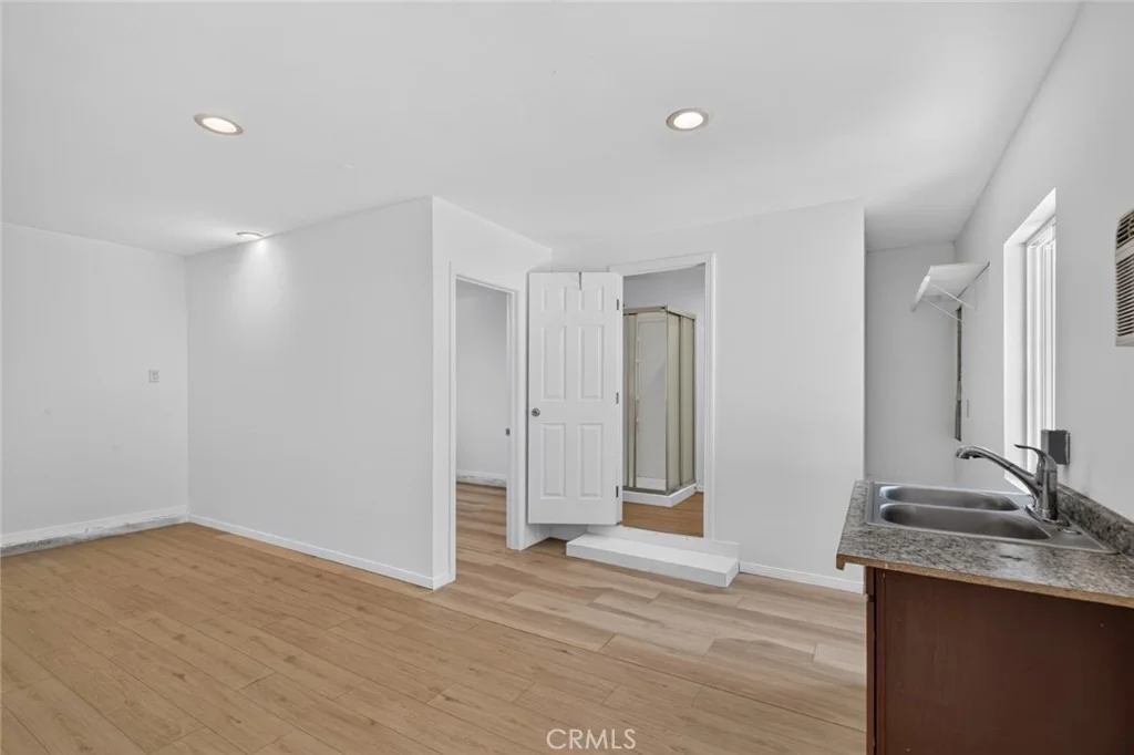 Photo of 528 W Doran