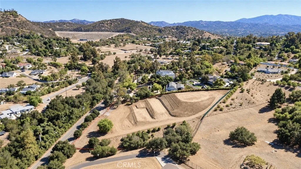 Photo of 3261 Live Oak Park