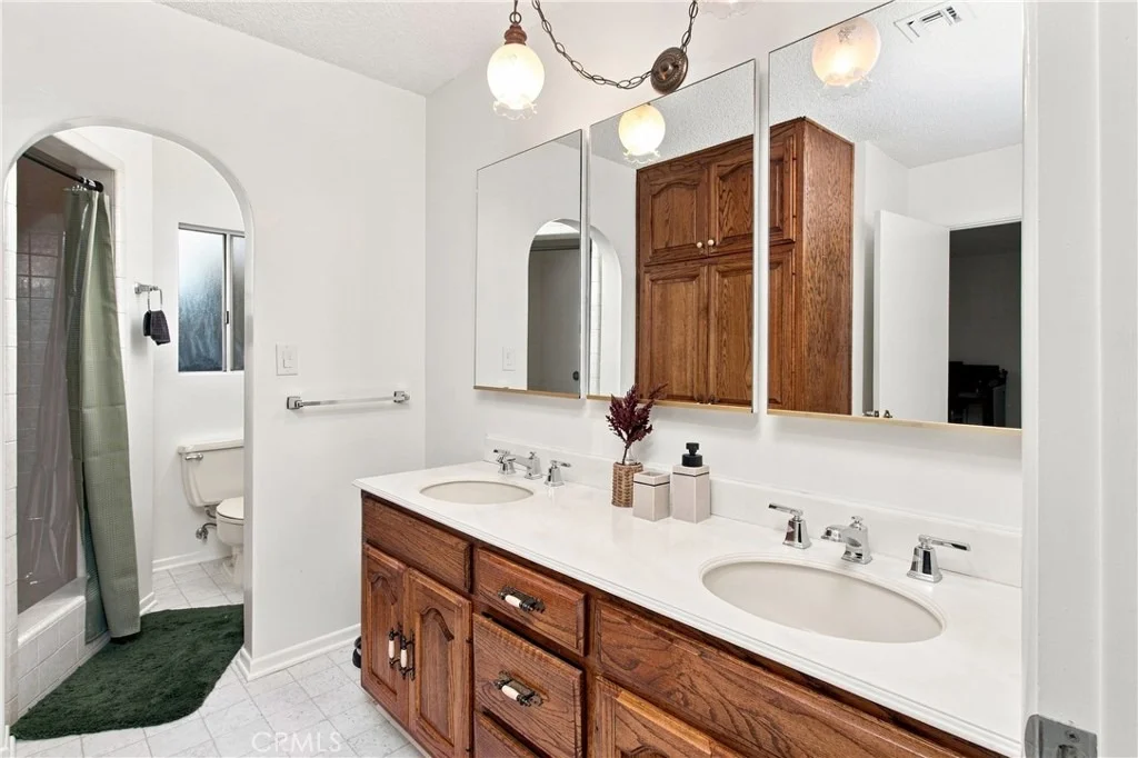 Photo of 1818 Hilton Drive