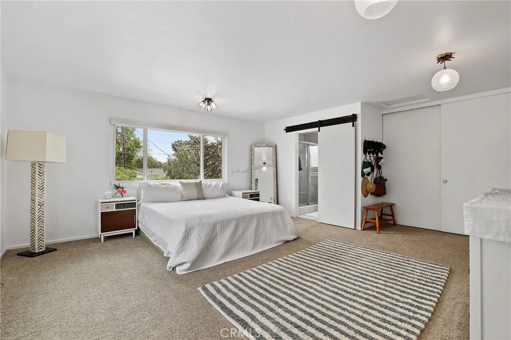Photo of 2284 Redlands