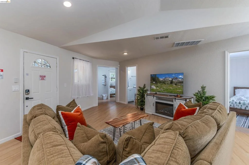 Photo of 23984 Oxbow Ln South