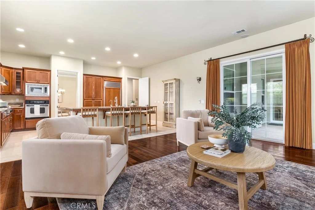 Photo of 843 Hacienda Circle