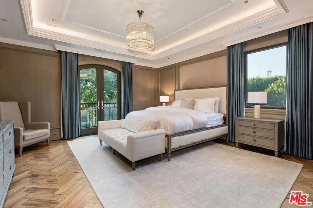 Photo of 610 N Rodeo Drive