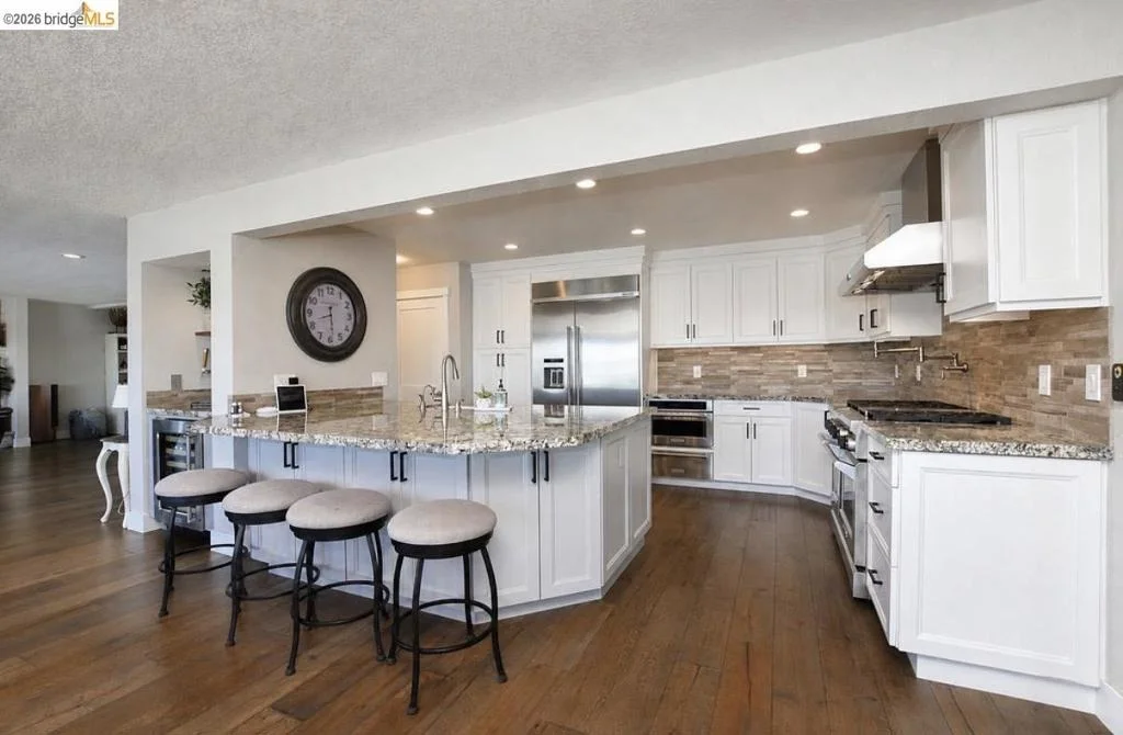 Photo of 4818 Cabrillo Pt