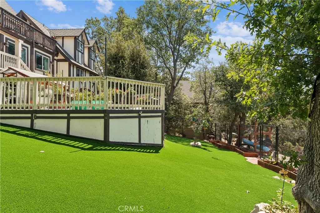 Photo of 1298 Yellowstone Drive