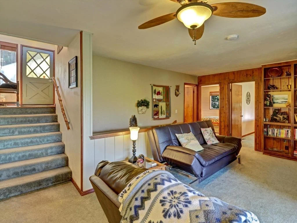 Photo of 214 S Fairway Drive