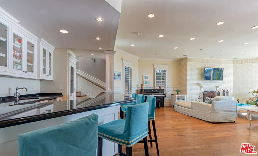 Photo of 30760 Broad Beach Road