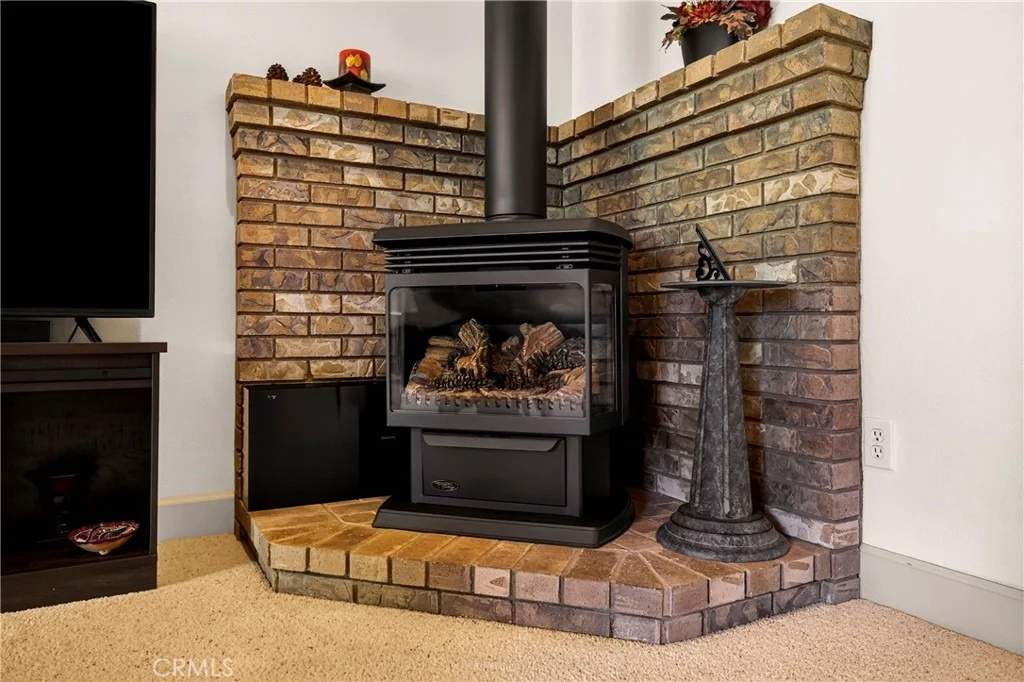 Photo of 3560 Lonnie