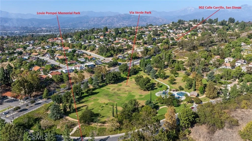 Photo of 902 Calle Carrillo