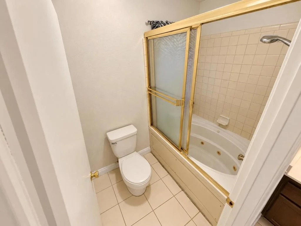 Photo of 27160 Shadowcrest Lane