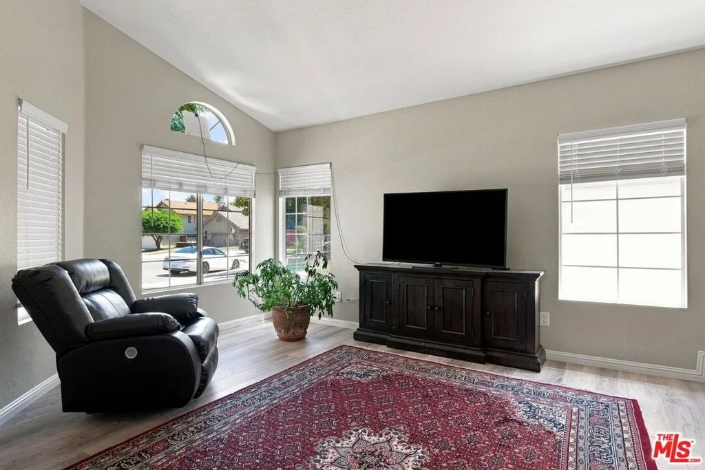 Photo of 24529 Ridgewood Drive