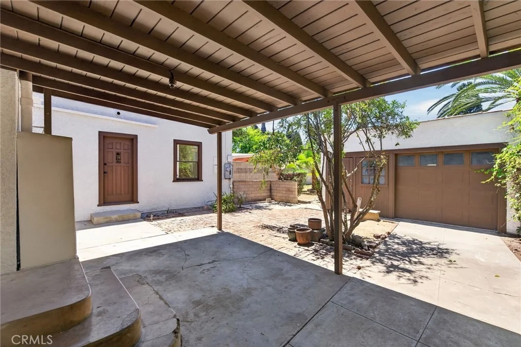 Photo of 3956 Beechwood