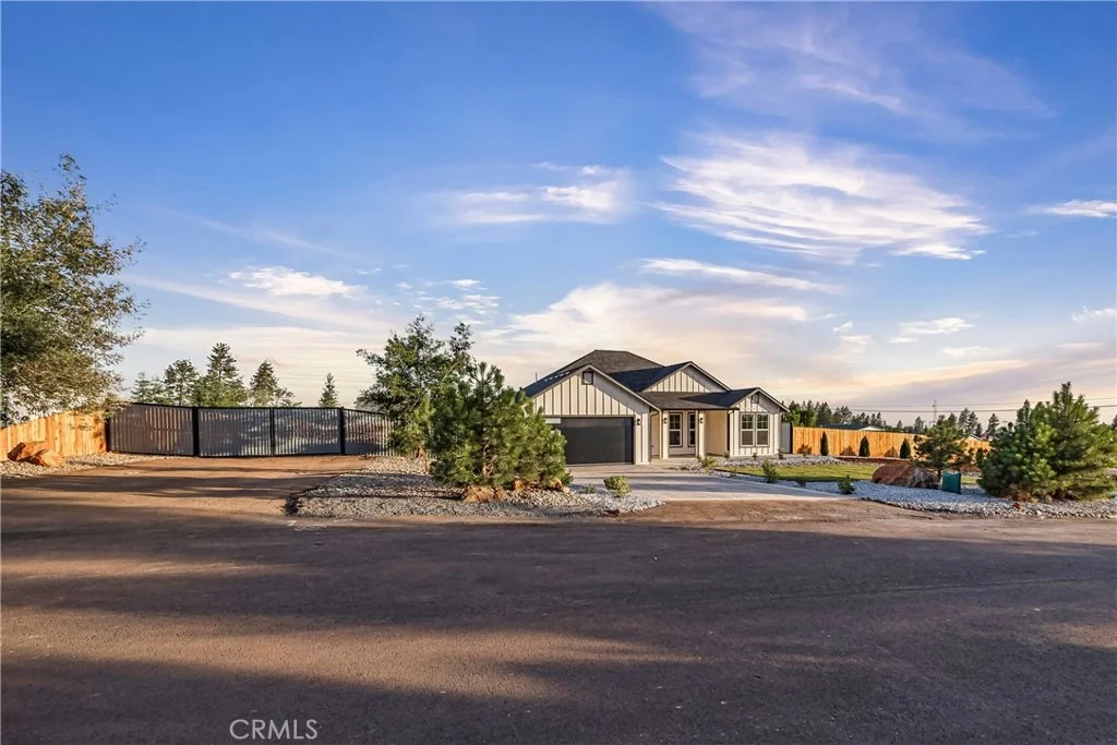 Photo of 1095 Fairview Drive