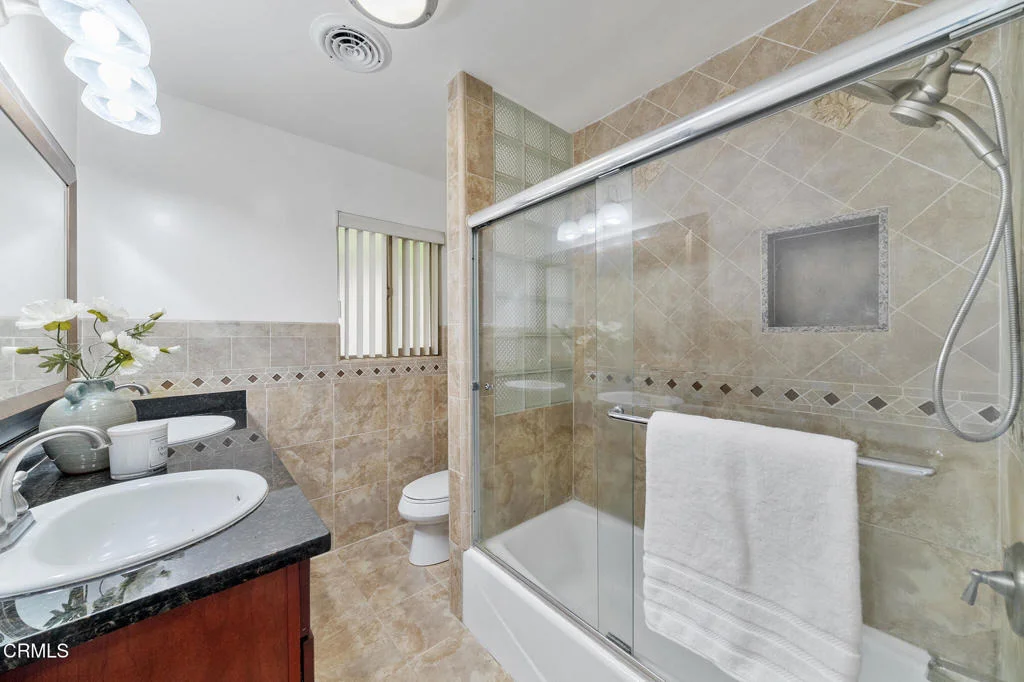Photo of 1105 Alhambra Road