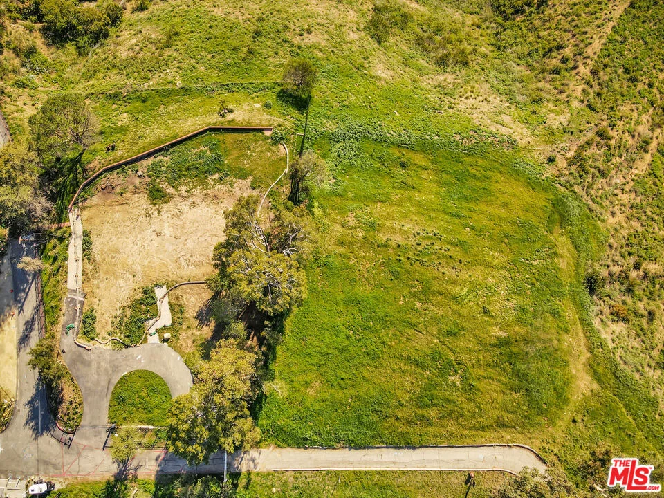 Photo of 20940 Big Rock Drive