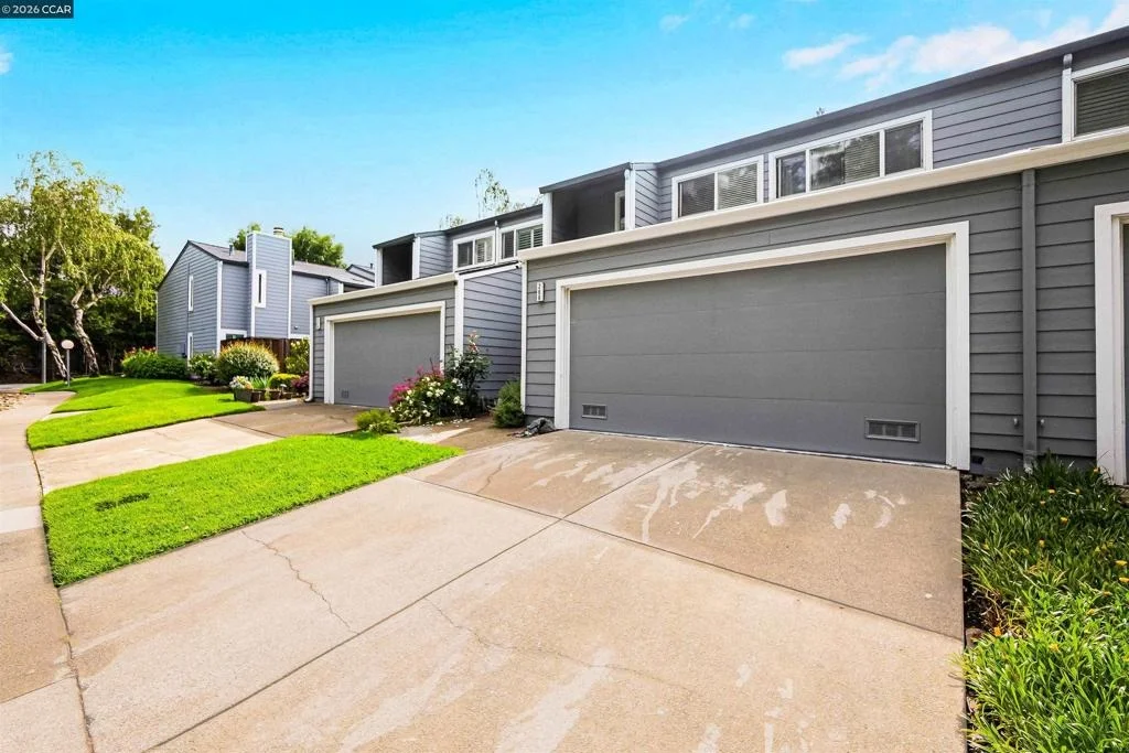 Photo of Unit 37 at 266 Ashley Cir