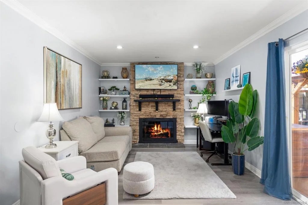 Photo of 3037 Camarillo Ave.