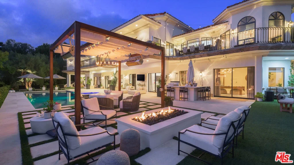 Photo of 6110 Merritt Drive