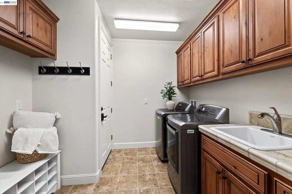 Photo of 3182 Ashbourne Cir