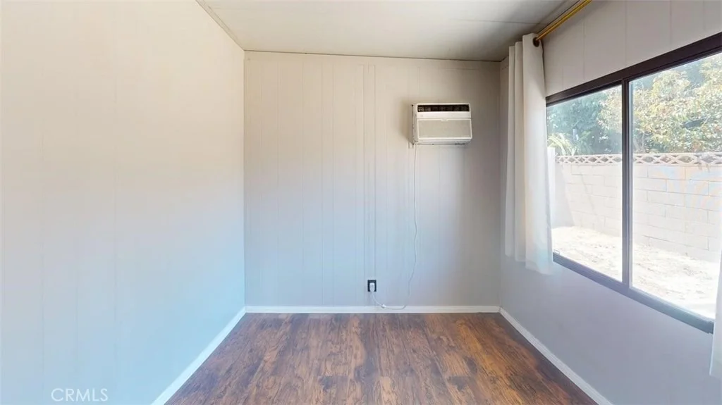 Photo of 10820 Hamden
