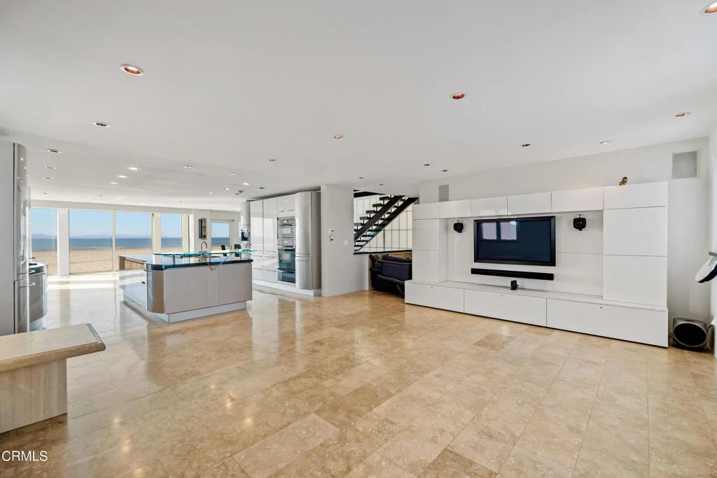 Photo of 4015 Ocean Drive