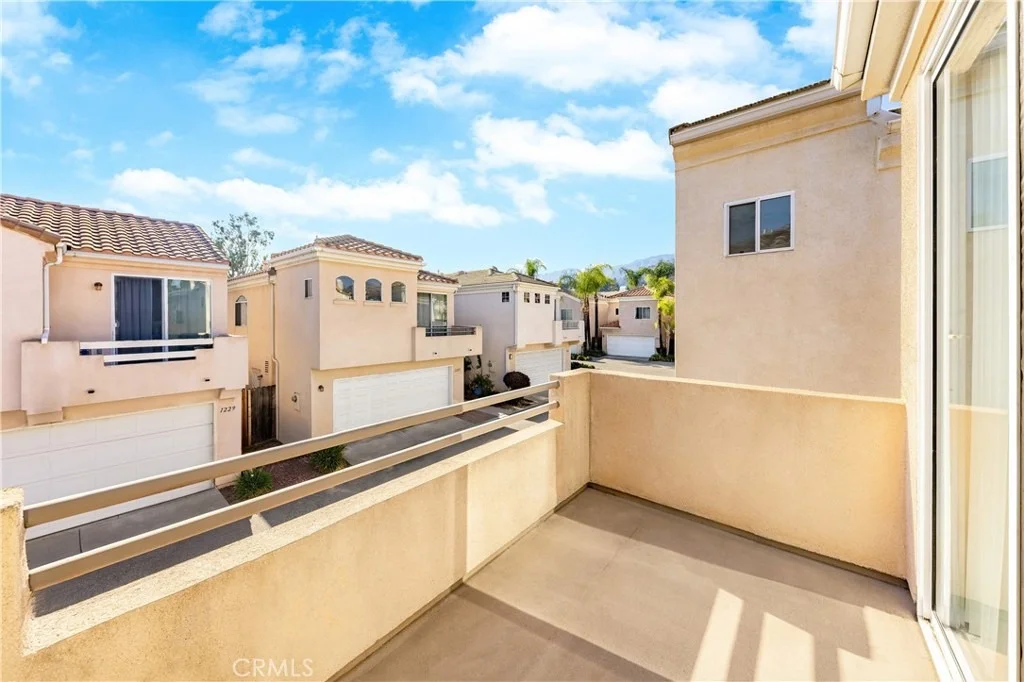 Photo of 1232 Mission Pl