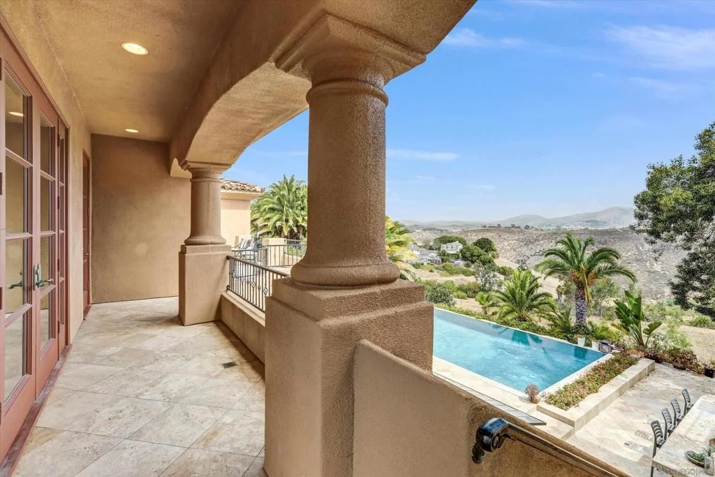 Photo of 6102 Avenida Alteras