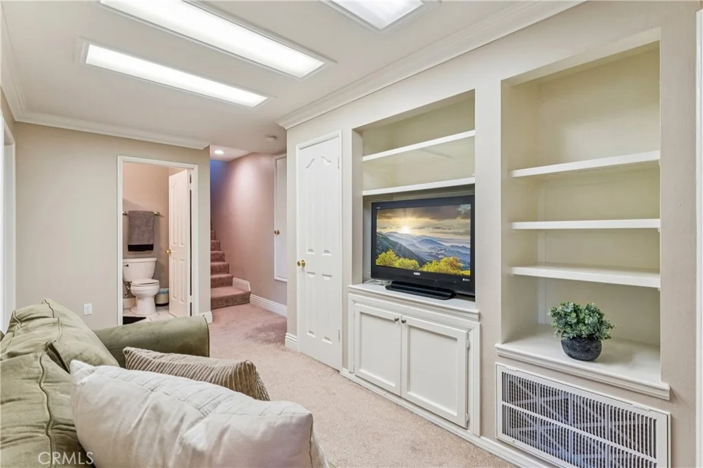 Photo of 27391 Peninsula